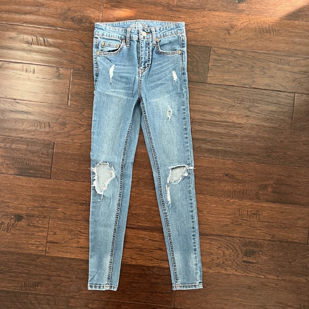 WILD FABLE High-Rise Distressed Skinny Jeans Size 00